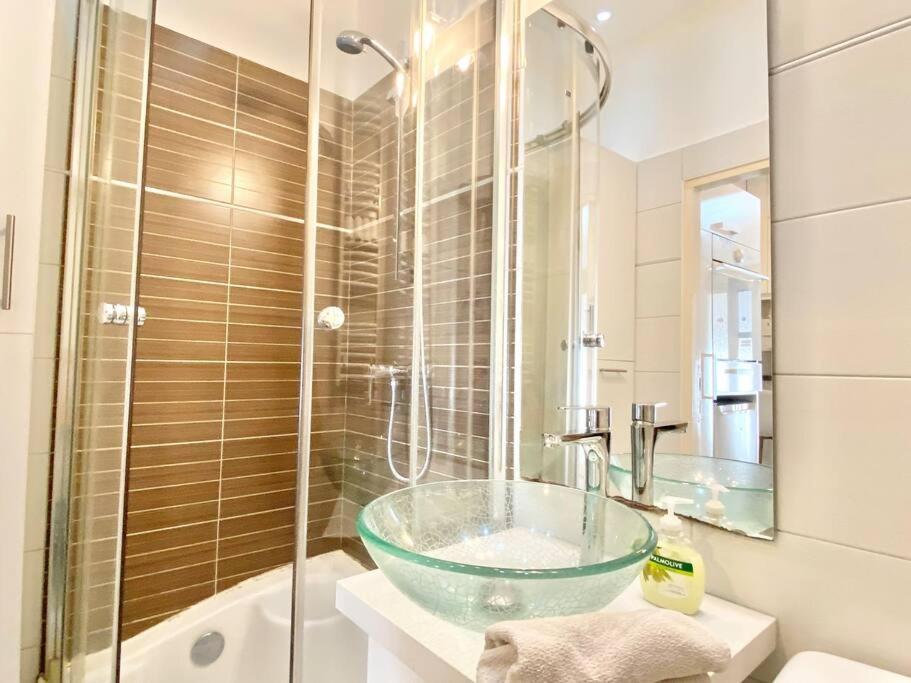 Stay Cool! Apartment With Sauna And Private Garden Budapest Exteriör bild